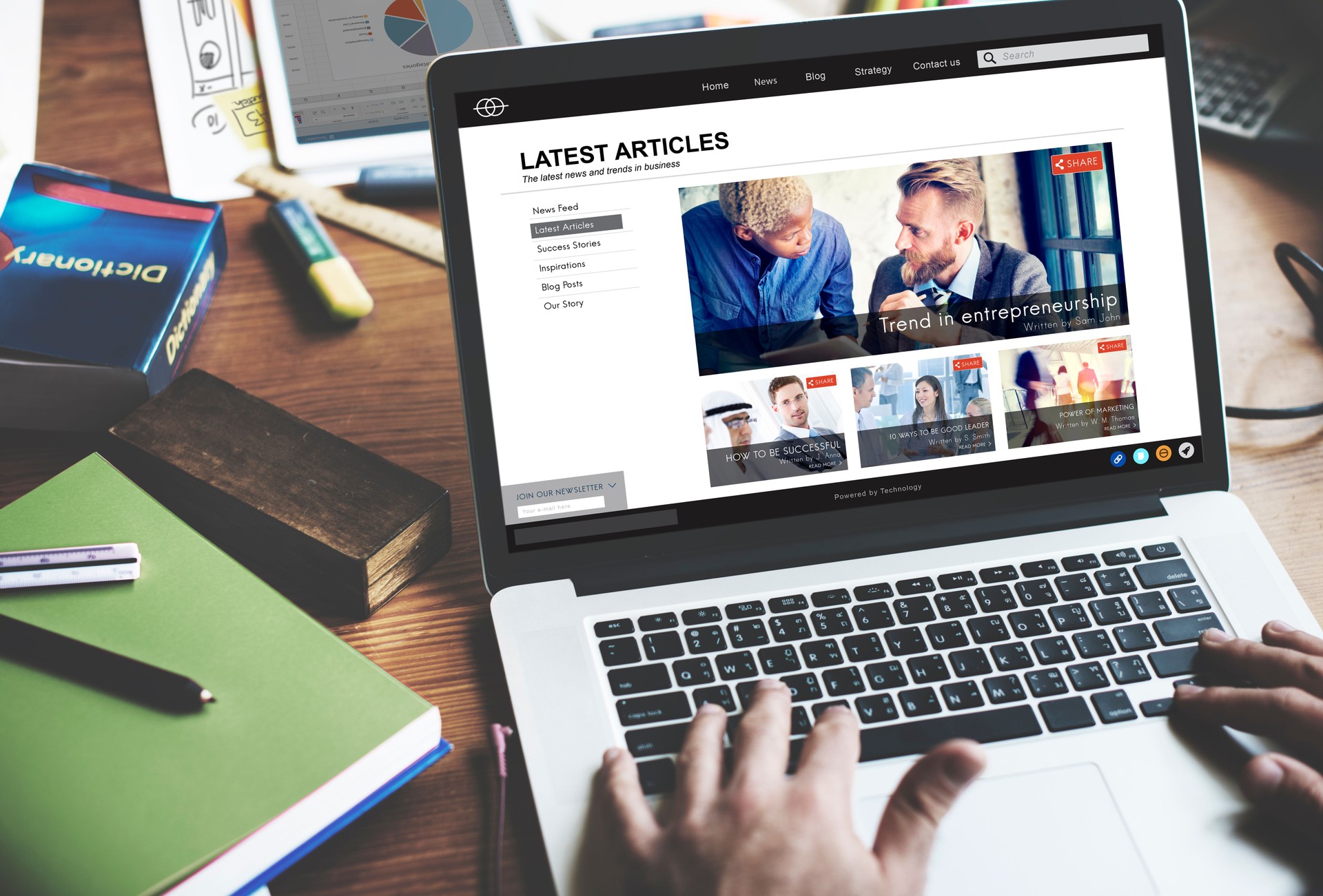 Latest Article Webpage Advertising Announcement Concept